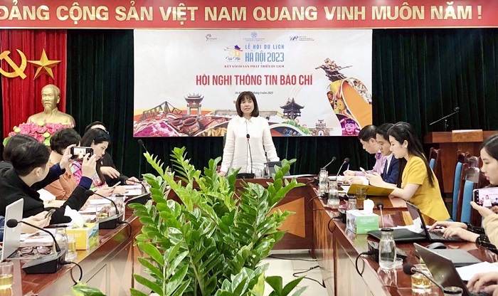Phó giám đốc HPA Nguyễn Thị Mai Anh chủ trì họp báo về Lễ hội du lịch Hà Nội 2023 